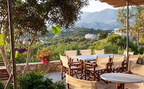 Toni Retzo Rooms