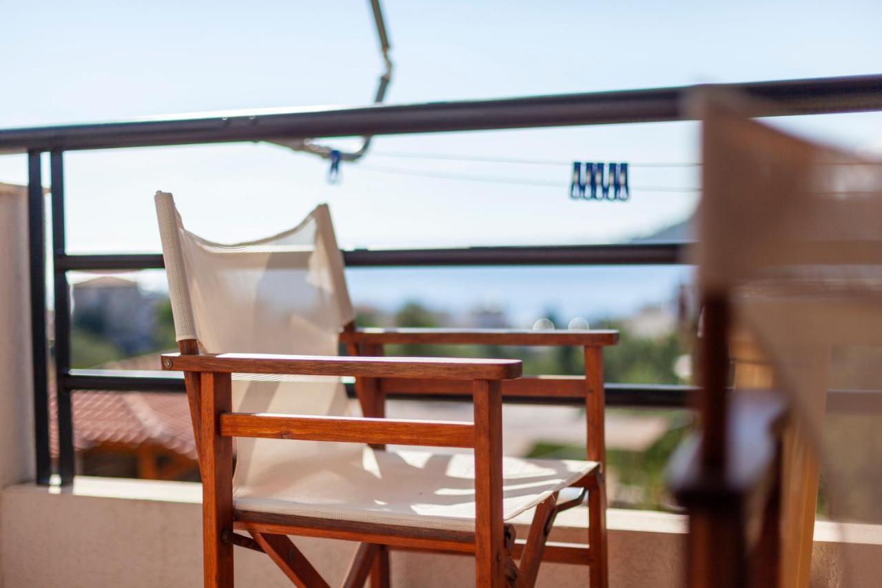 Toni Retzo Rooms Himare Esterno foto