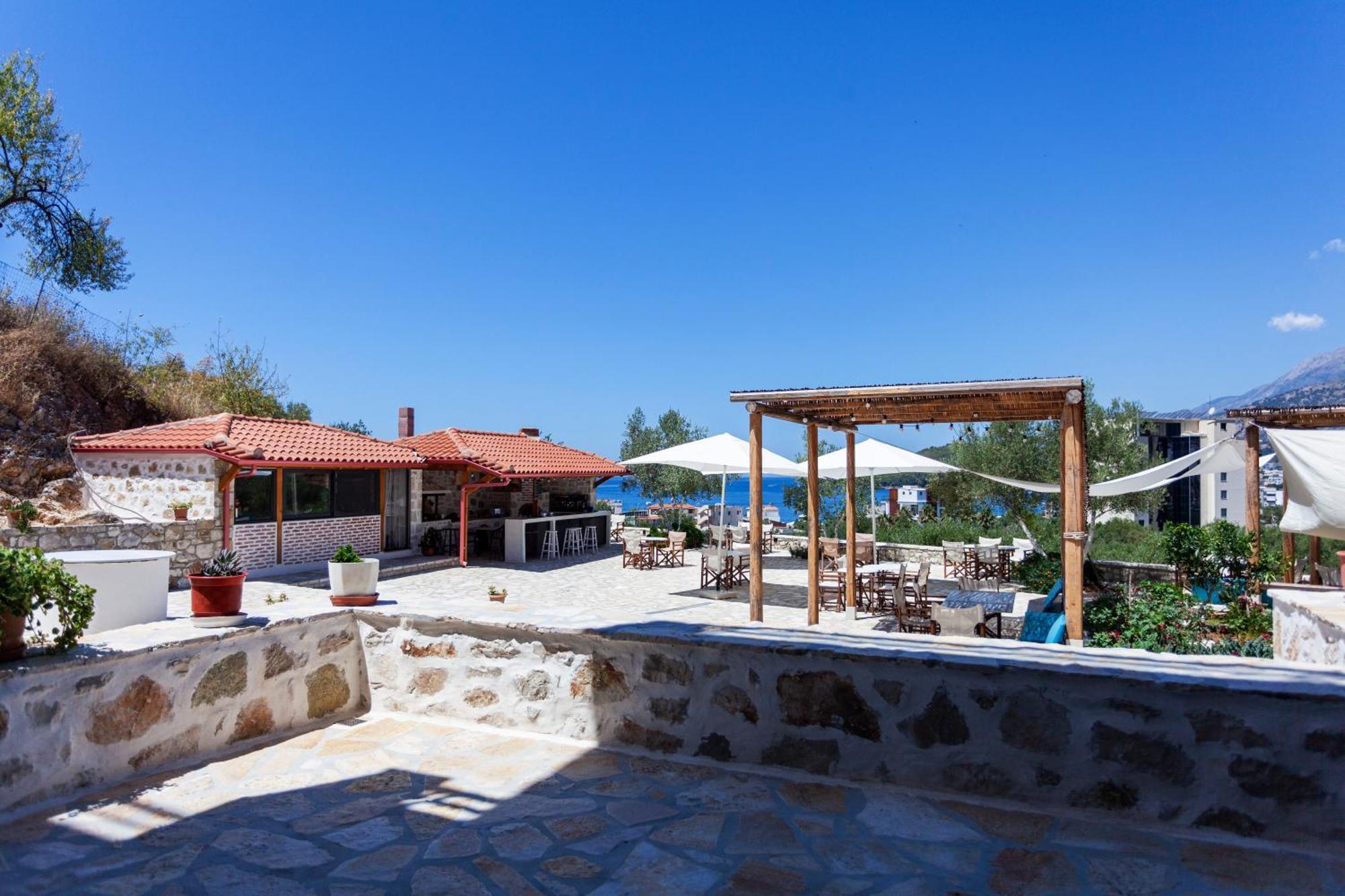 Toni Retzo Rooms Himare Esterno foto